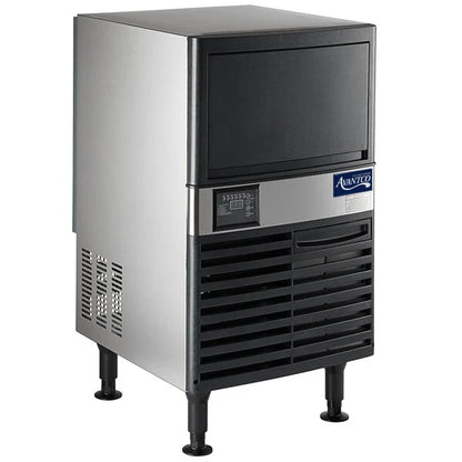 Avantco Ice UC-F-120-A Commercial Undercounter Full Cube Ice Machine – Air-Cooled, 129 lb. Production, 115V, NSF